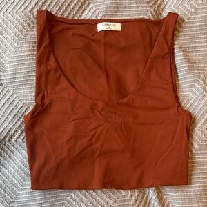 Babaton Contour Crop Top with Scoop Neck